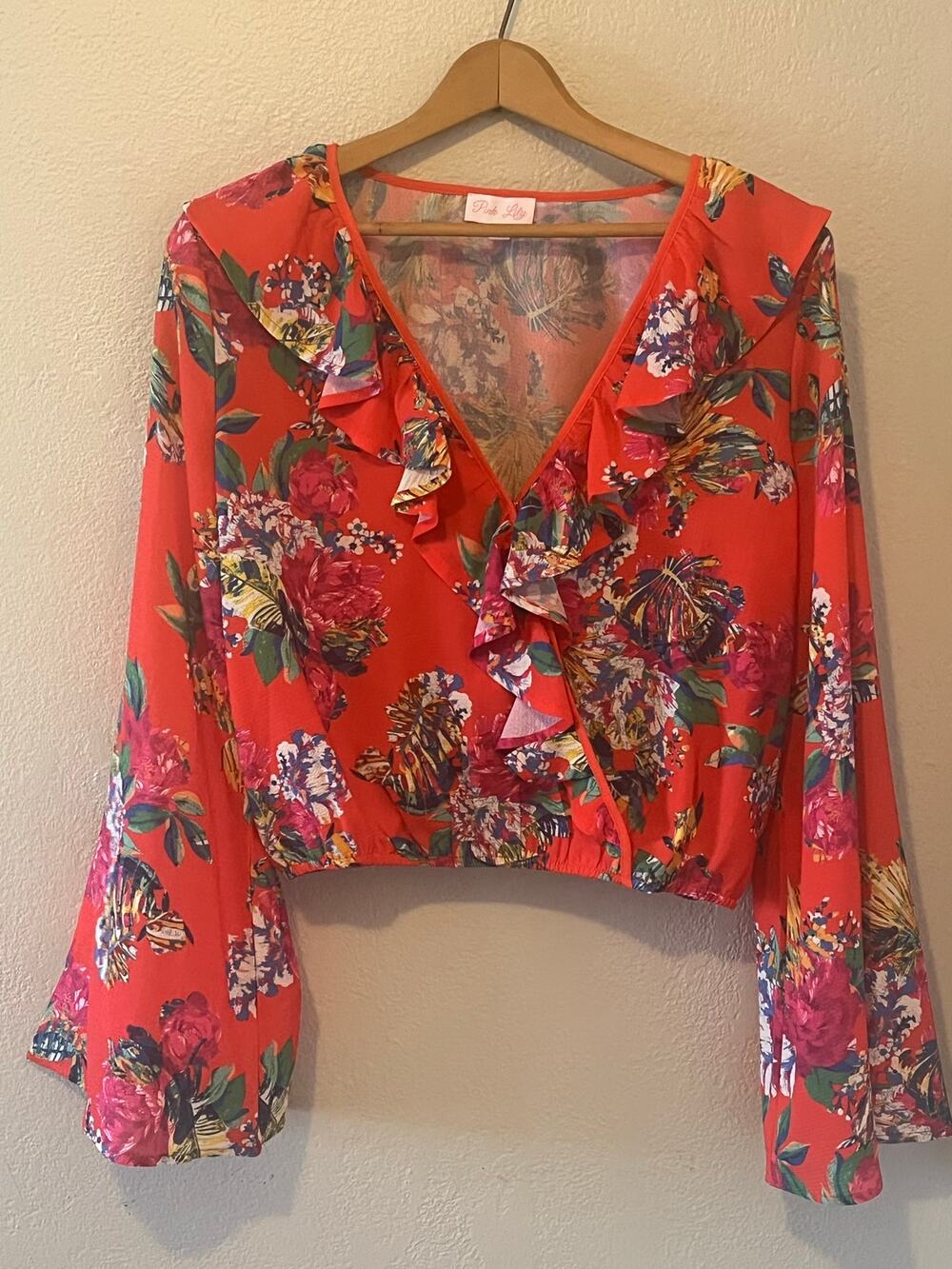 Womens Pink Lily Floral Crop Summer Spring Top Shirt Bell Sleeves Ruffles Sz Med